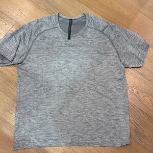 lululemon athletica Men's Heather Grey Crew Tee